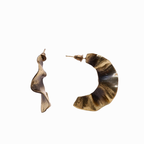 Wavy-C Bronze Earring